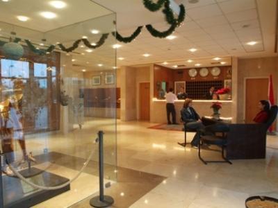 Quality Inn Tripoli Exteriör bild