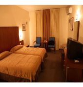 Quality Inn Tripoli Exteriör bild